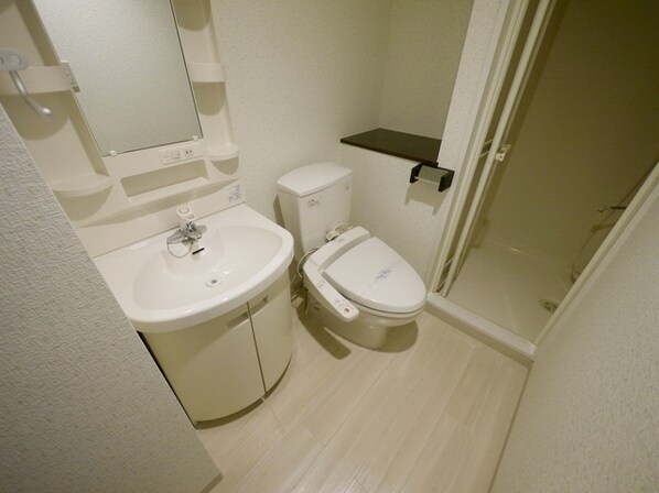 アクシーズグランデ高鼻町の物件内観写真